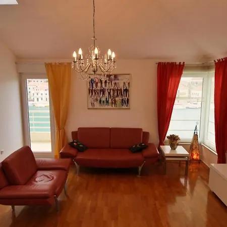 Apartment Cetina Omis